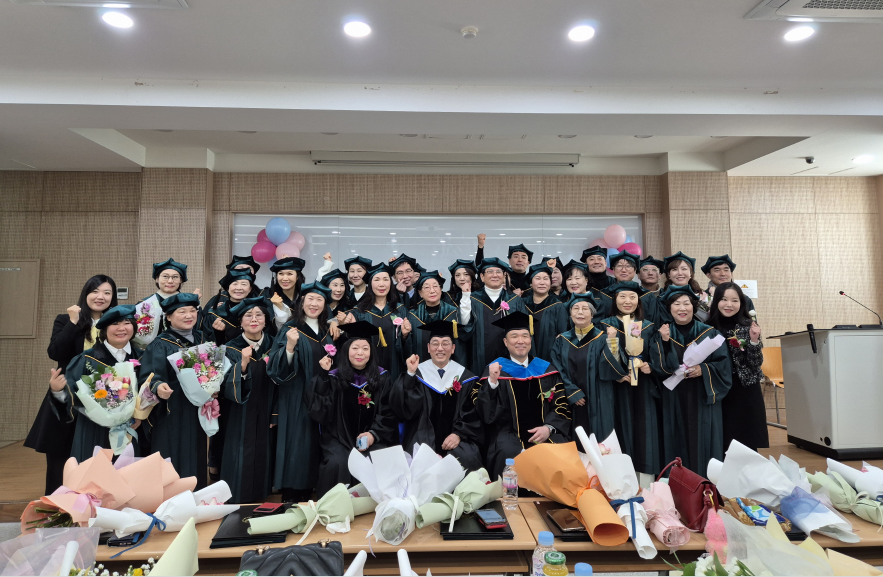 제 1회 졸업생